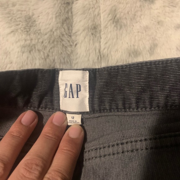 Gap corduroy dark grey shorts - Picture 3 of 3